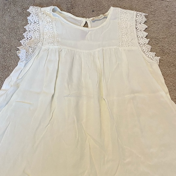 Altar’d State Tank - Picture 3 of 8